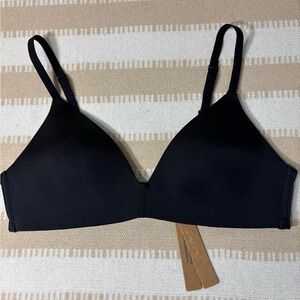 SKIMS Black Seamless Bra Intimates